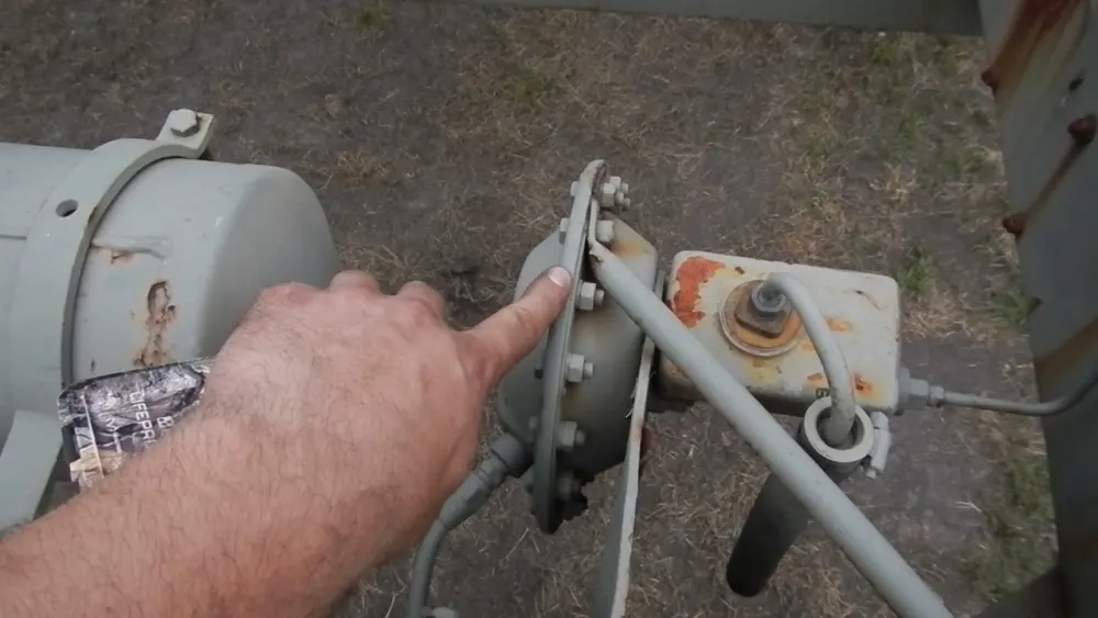 Air over hydraulic braking system